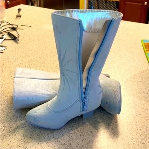Disney Frozen 2 Elsa boots size 7/8